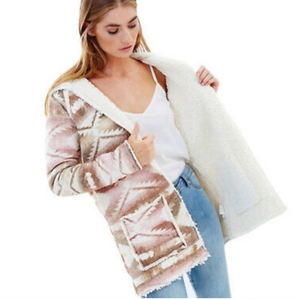 Billabong Pink and Cream Hooded Sherpa Jacket - Picture 2 of 6